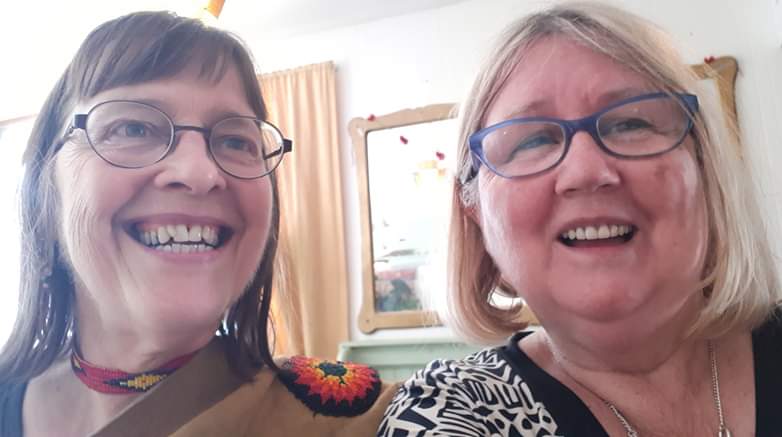 Souvenirs Précieux : Chanson Filmée à La Place&nbsp;Commune